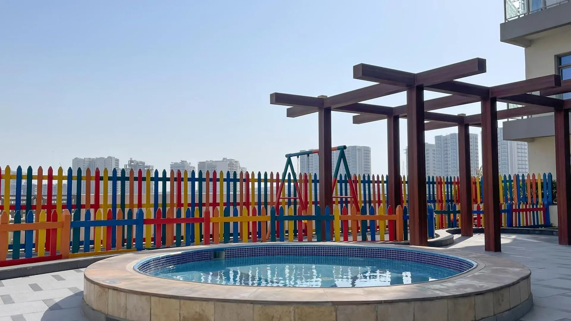 Elite Lux Holiday Homes - Serene 1Br Apartment Near Metro Al Furjan Dubai