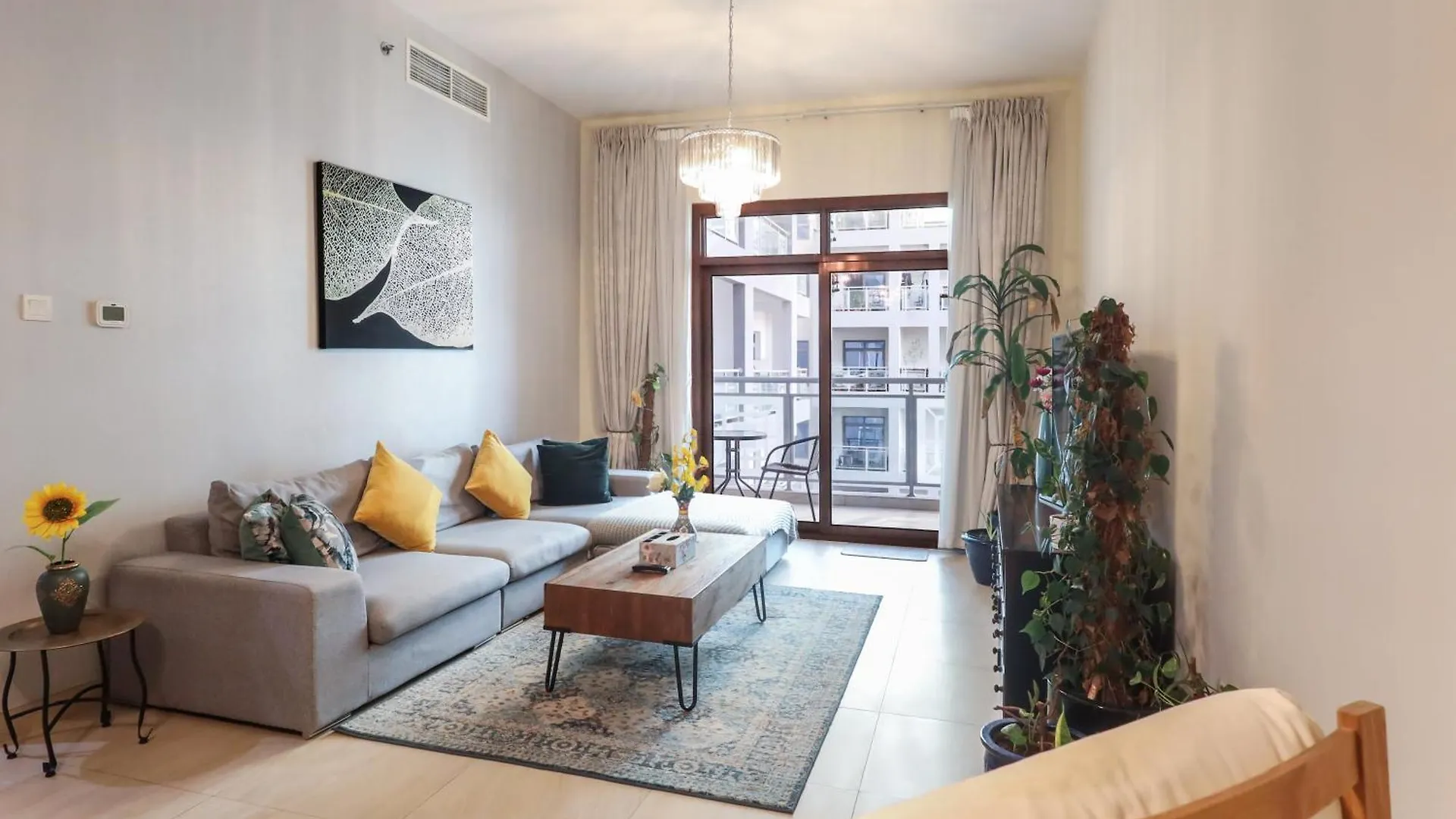 Elite Lux Holiday Homes - Serene 1Br Apartment Near Metro Al Furjan Dubai 0*,